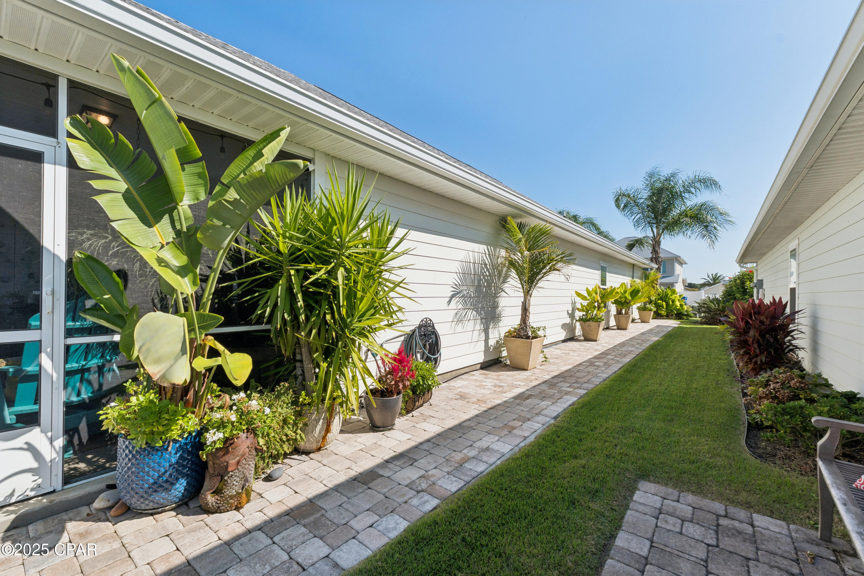 Image 37 For 215 Moonraker Circle