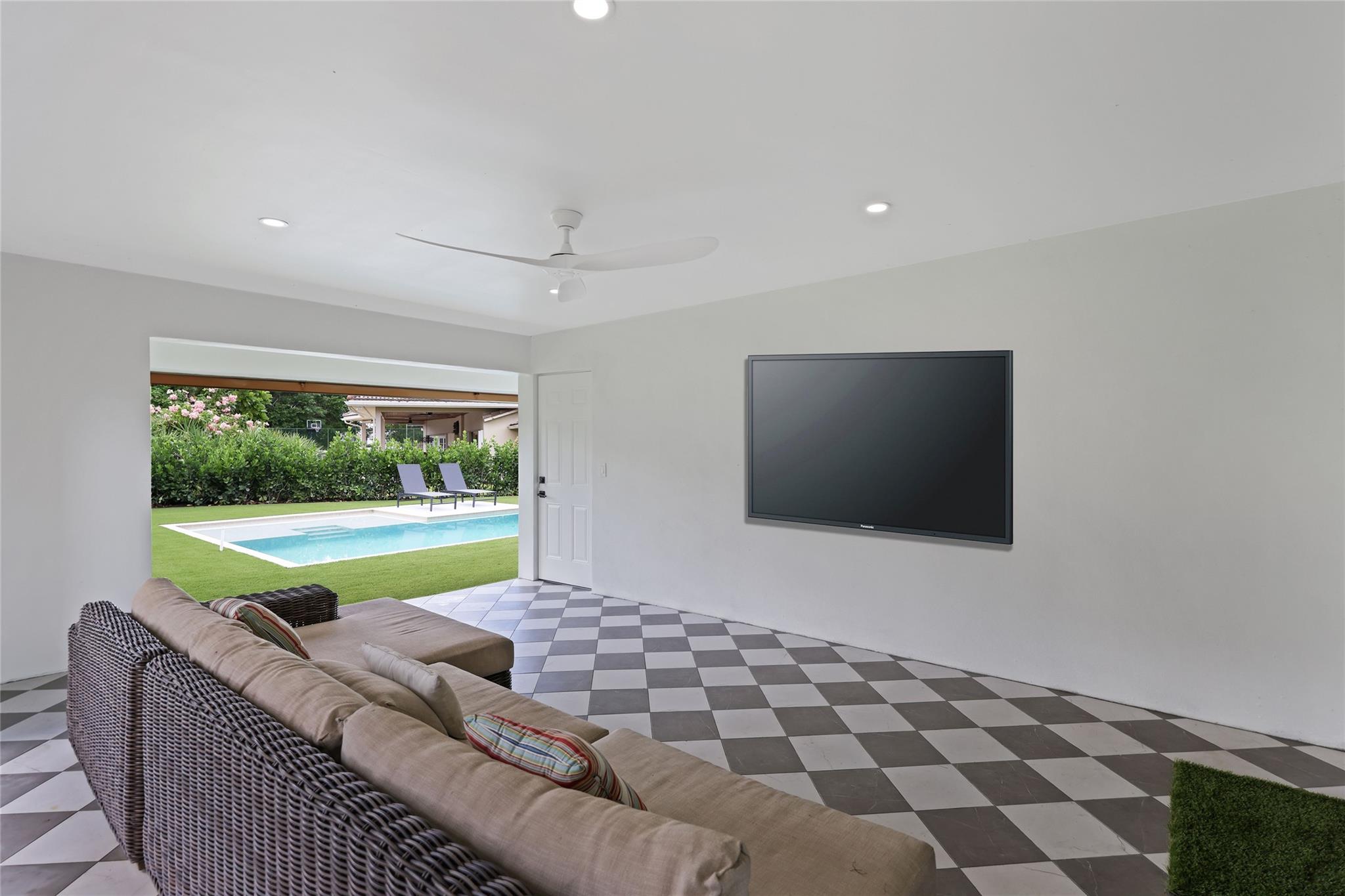 Covered Outdoor Area