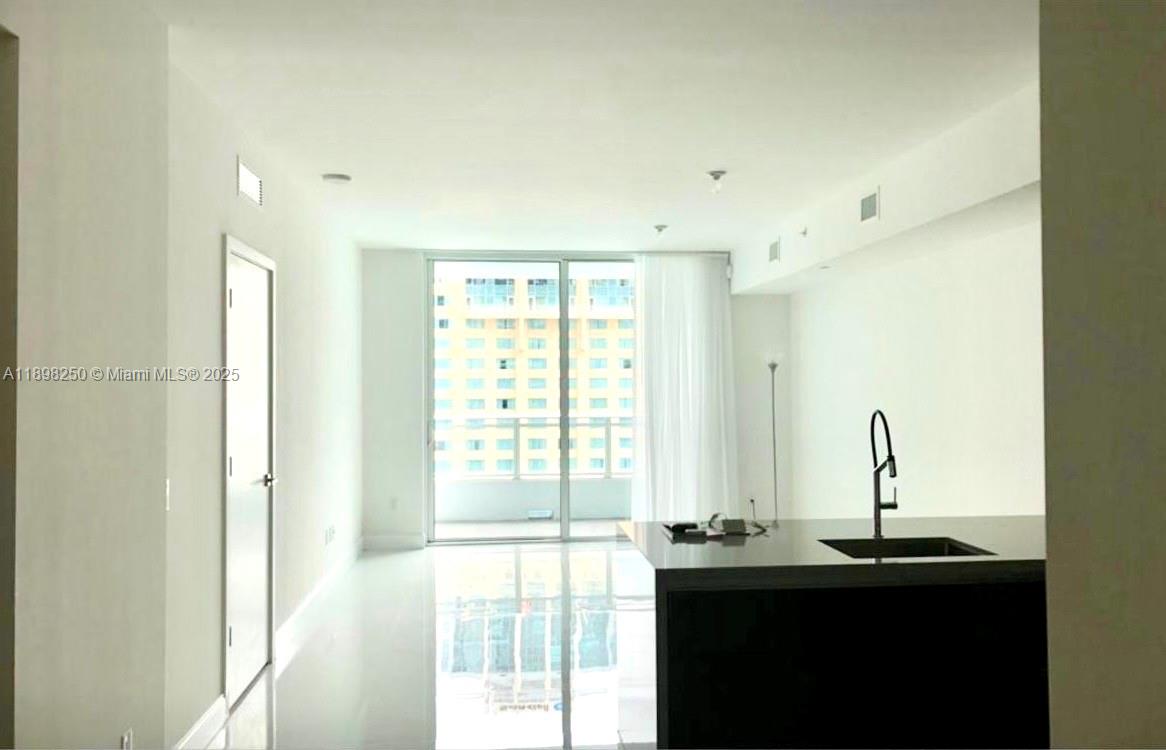 Condo for Rent in Miami, FL