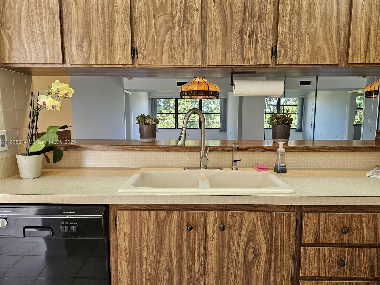 Homes for sale in Boca Raton, FL | 6085 Balboa Cir #403, Boca Raton, FL 33433 | MLS# A11898214