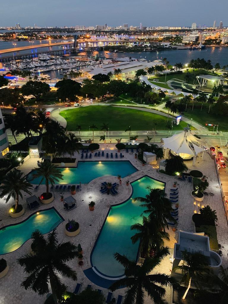 Vizcayne South Condo