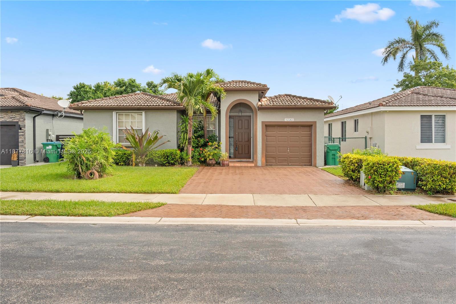 Signature Gardens Sub