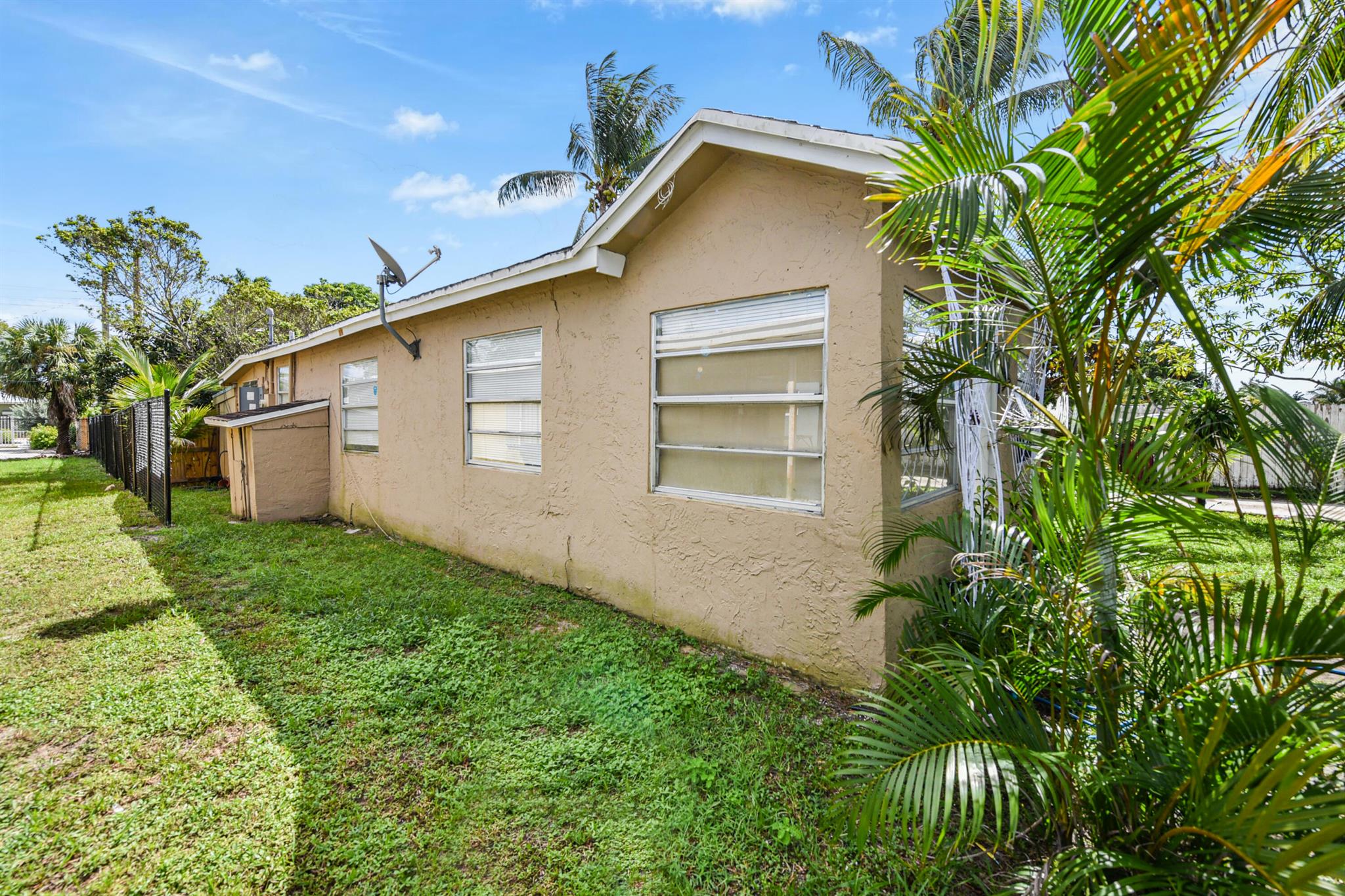 119 Sw 13th Avenue Delray Beach FL 33444 | R11133339