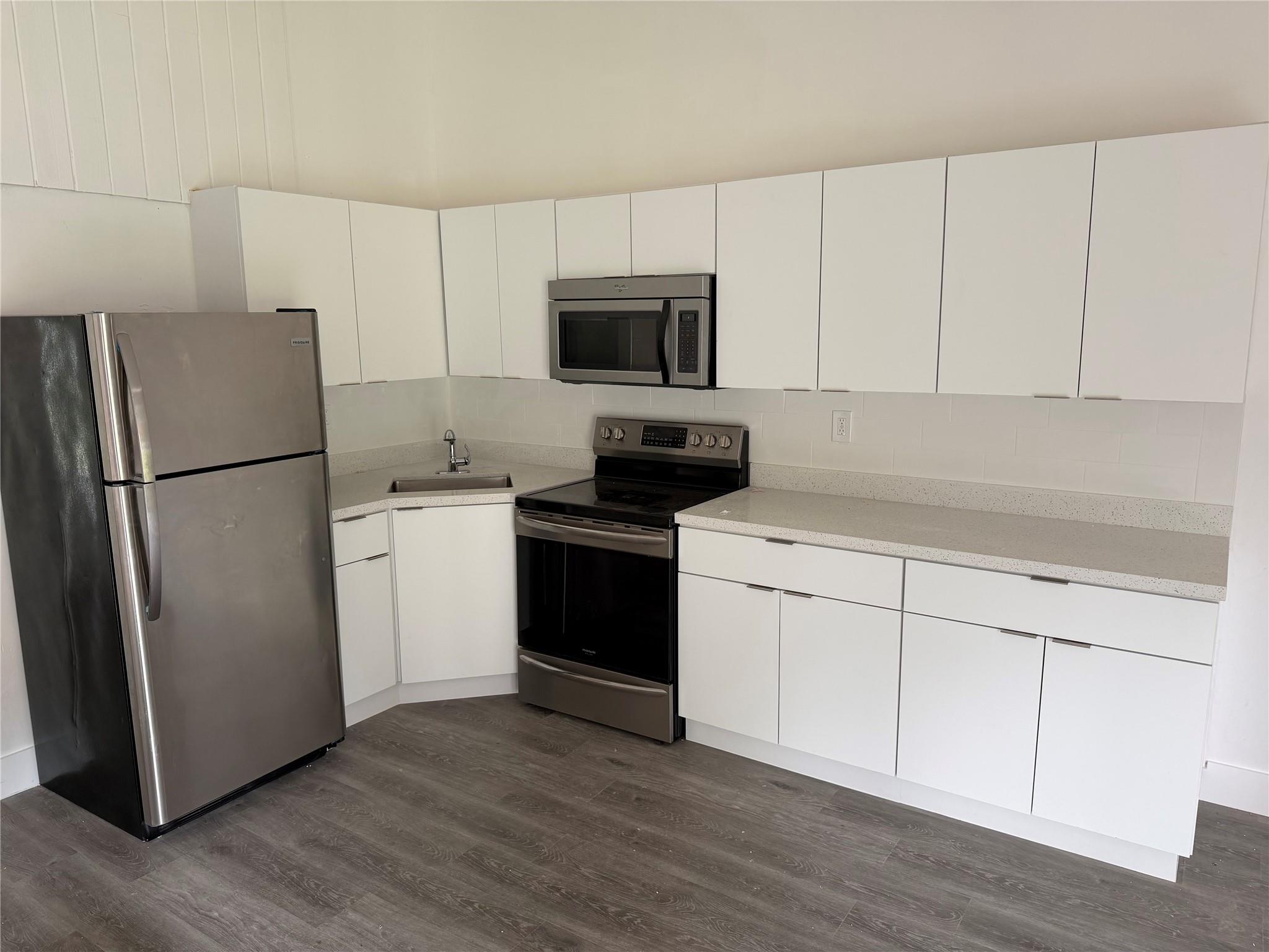 Orchard Lake Town Houses