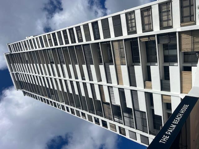 Palm Beach House Condo