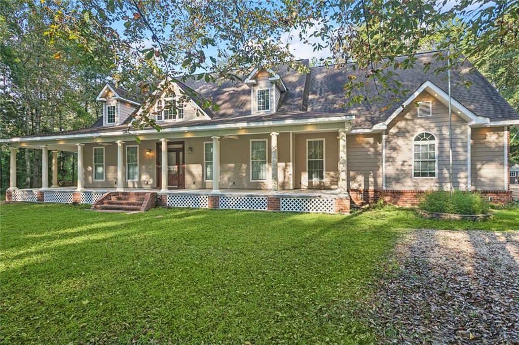 49475 Ravenwood Drive