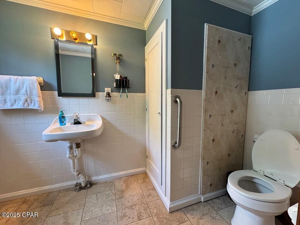 Image 17 For 6641 Cedar Street