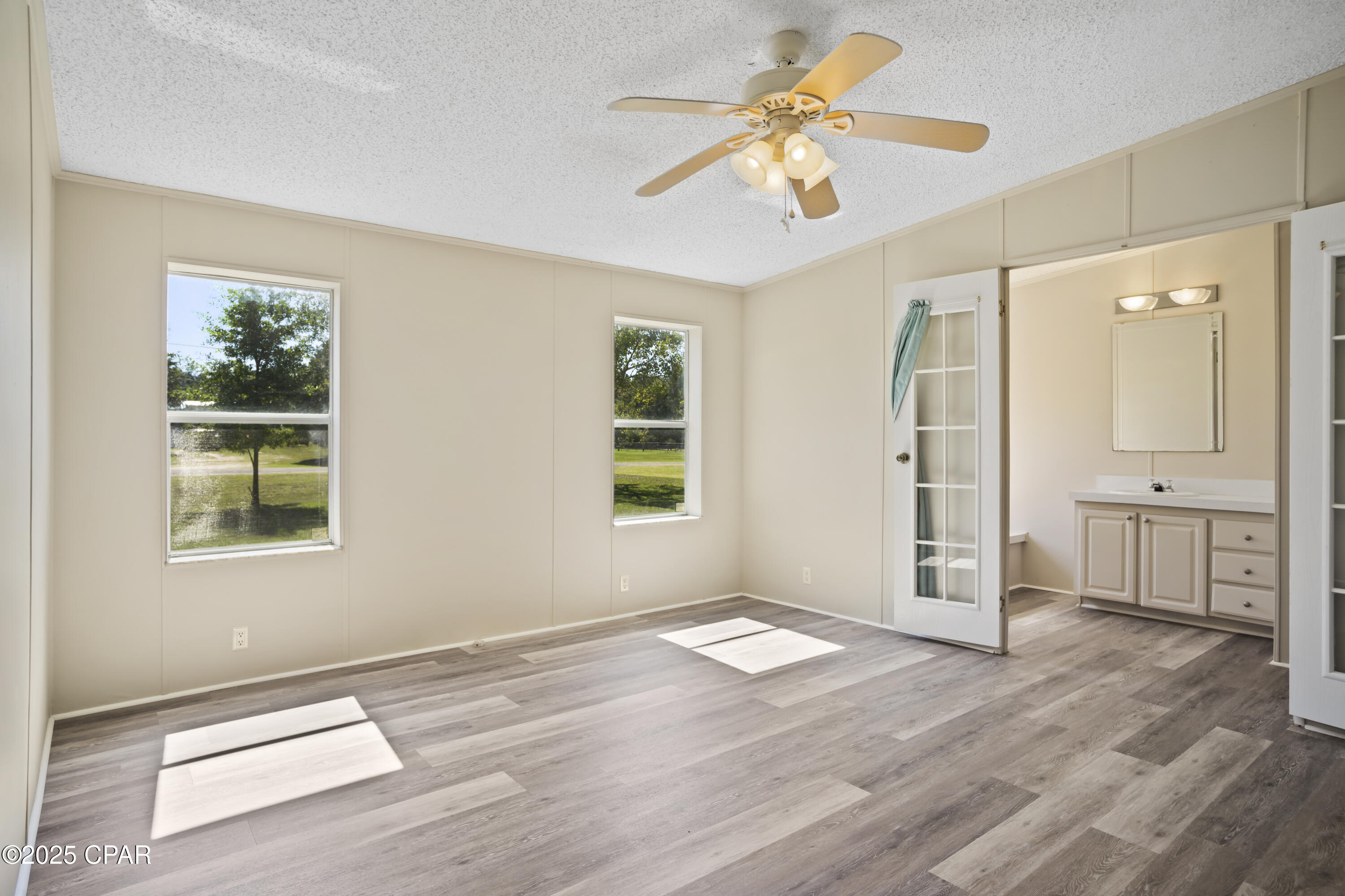 Image 12 For 7868 Suellen Street