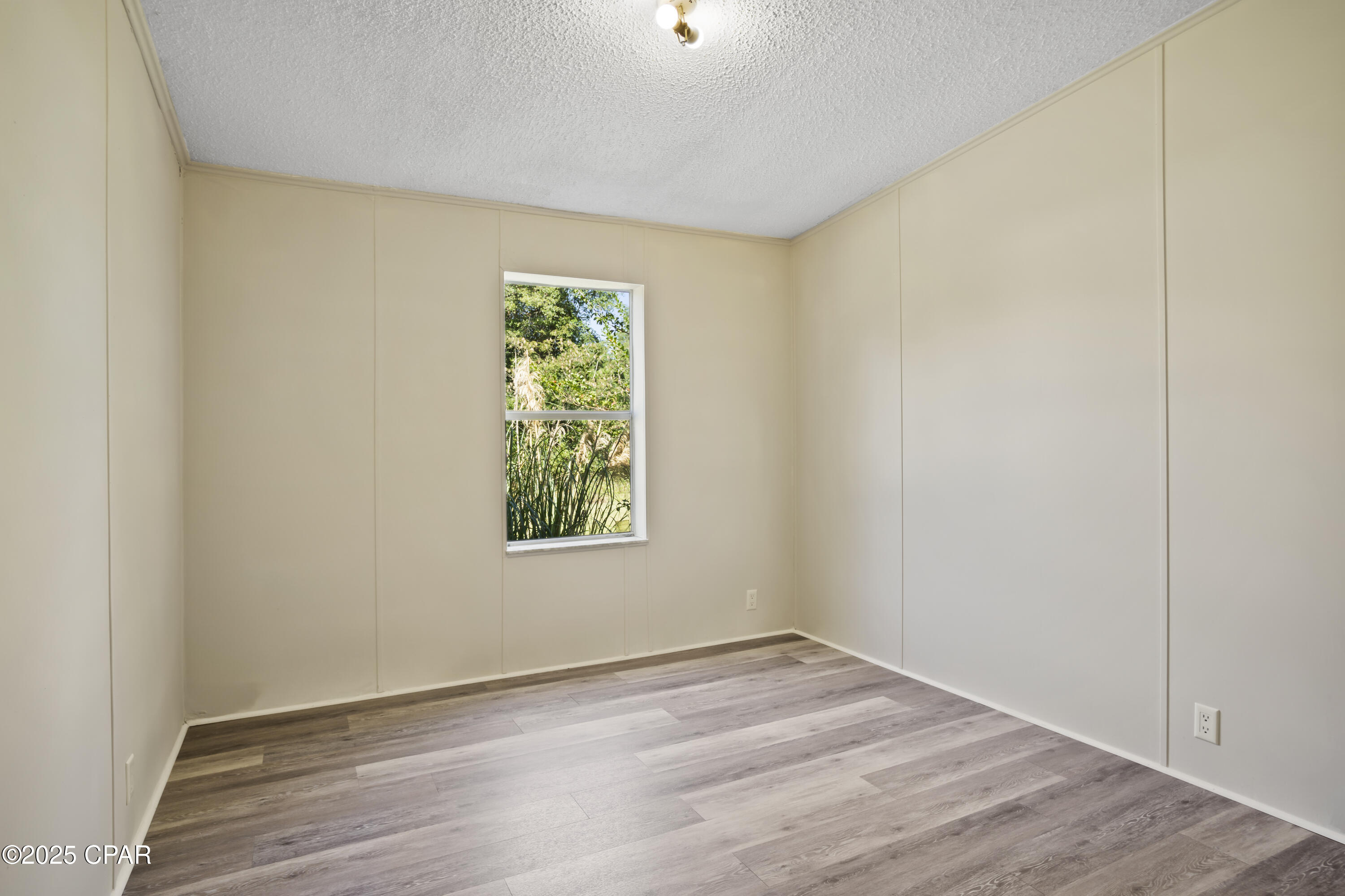 Image 16 For 7868 Suellen Street