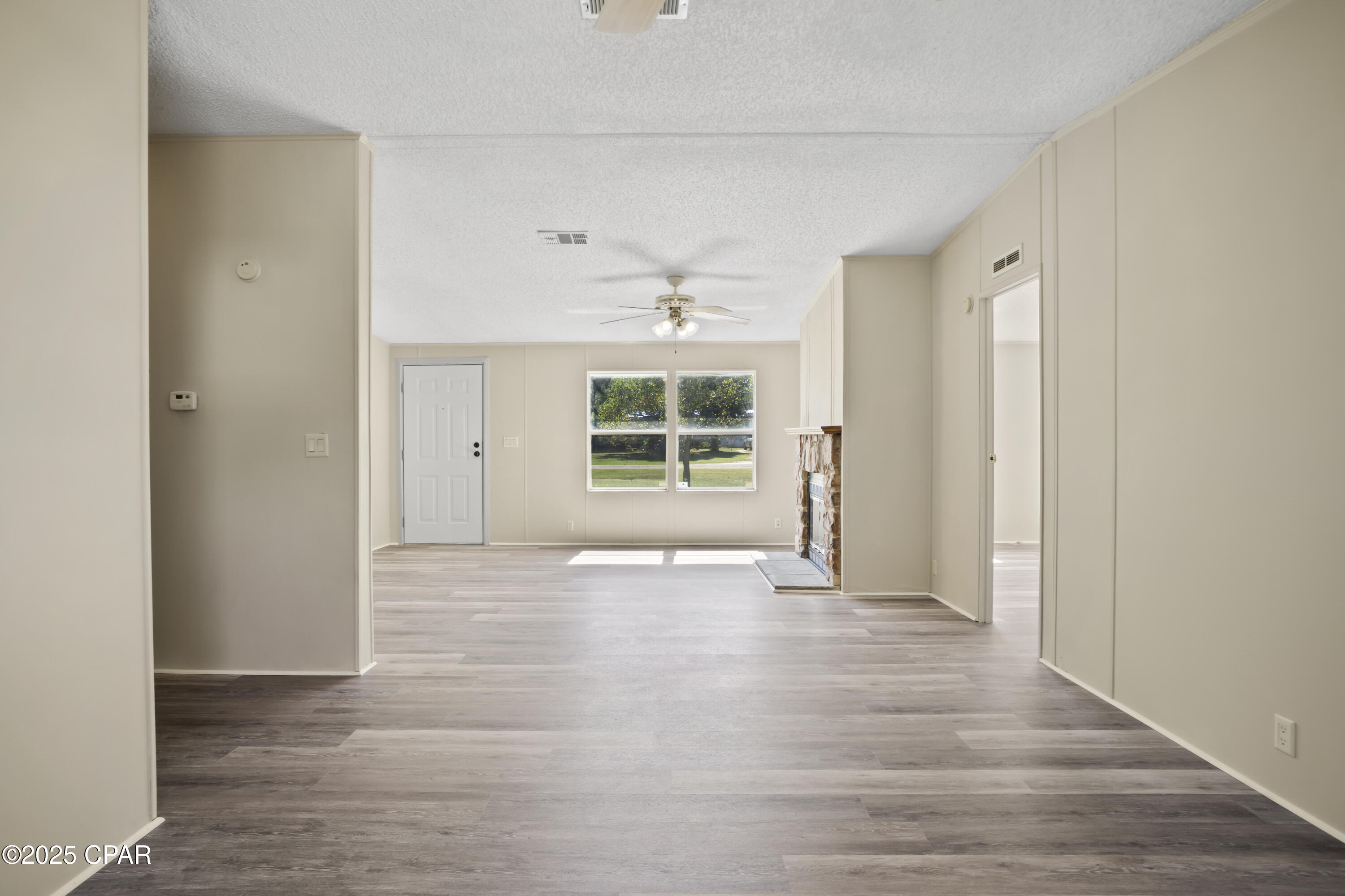 Image 6 For 7868 Suellen Street