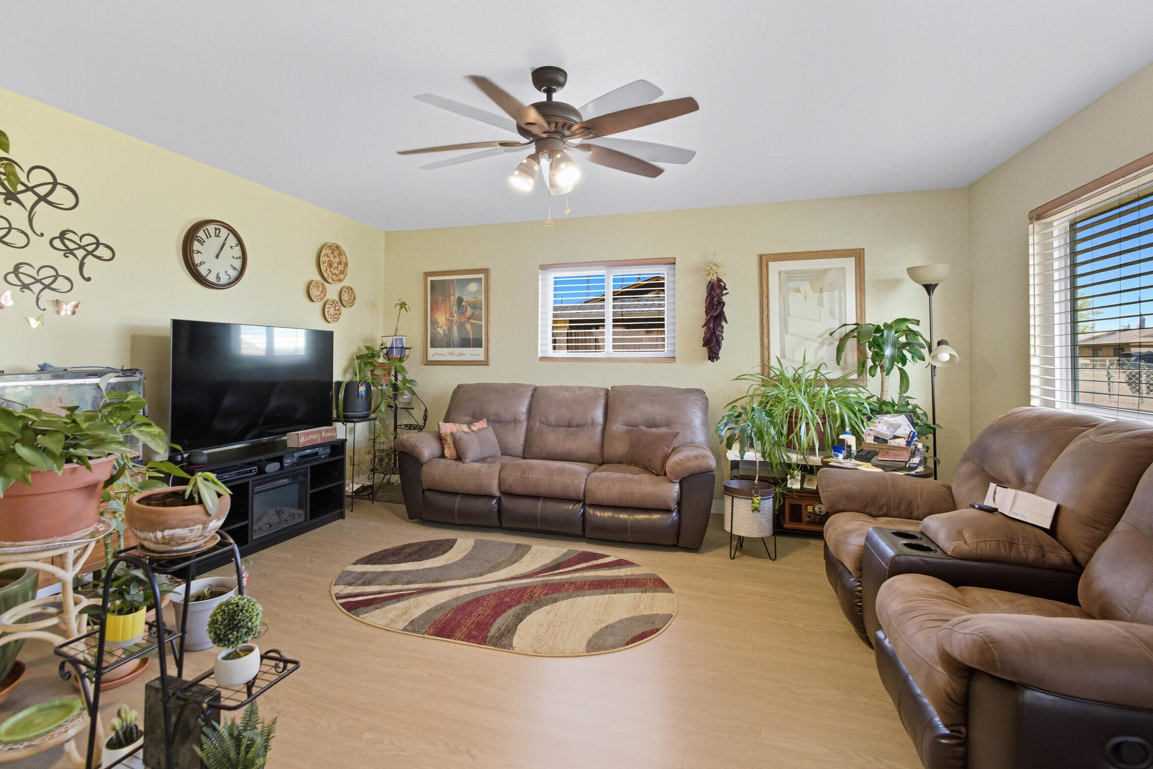 Homes for sale in Belen, NM | 911 Impala Dr, Belen, NM 87002 | MLS# 1093134