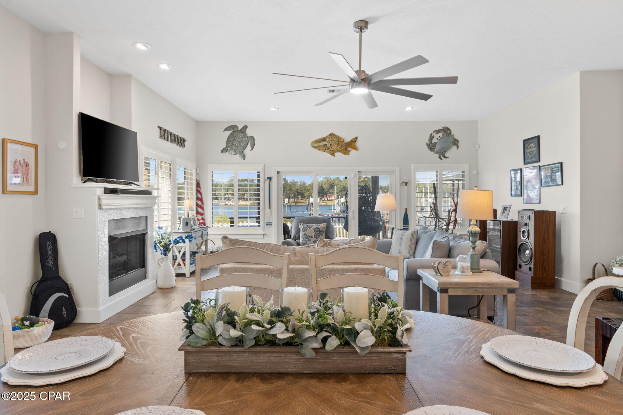 Listing photo id 10 for 5106 Blue Harbor Drive