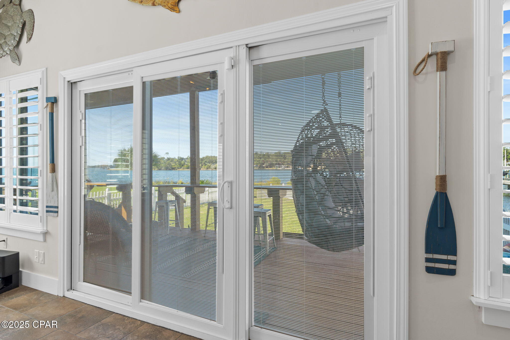 Listing photo id 25 for 5106 Blue Harbor Drive