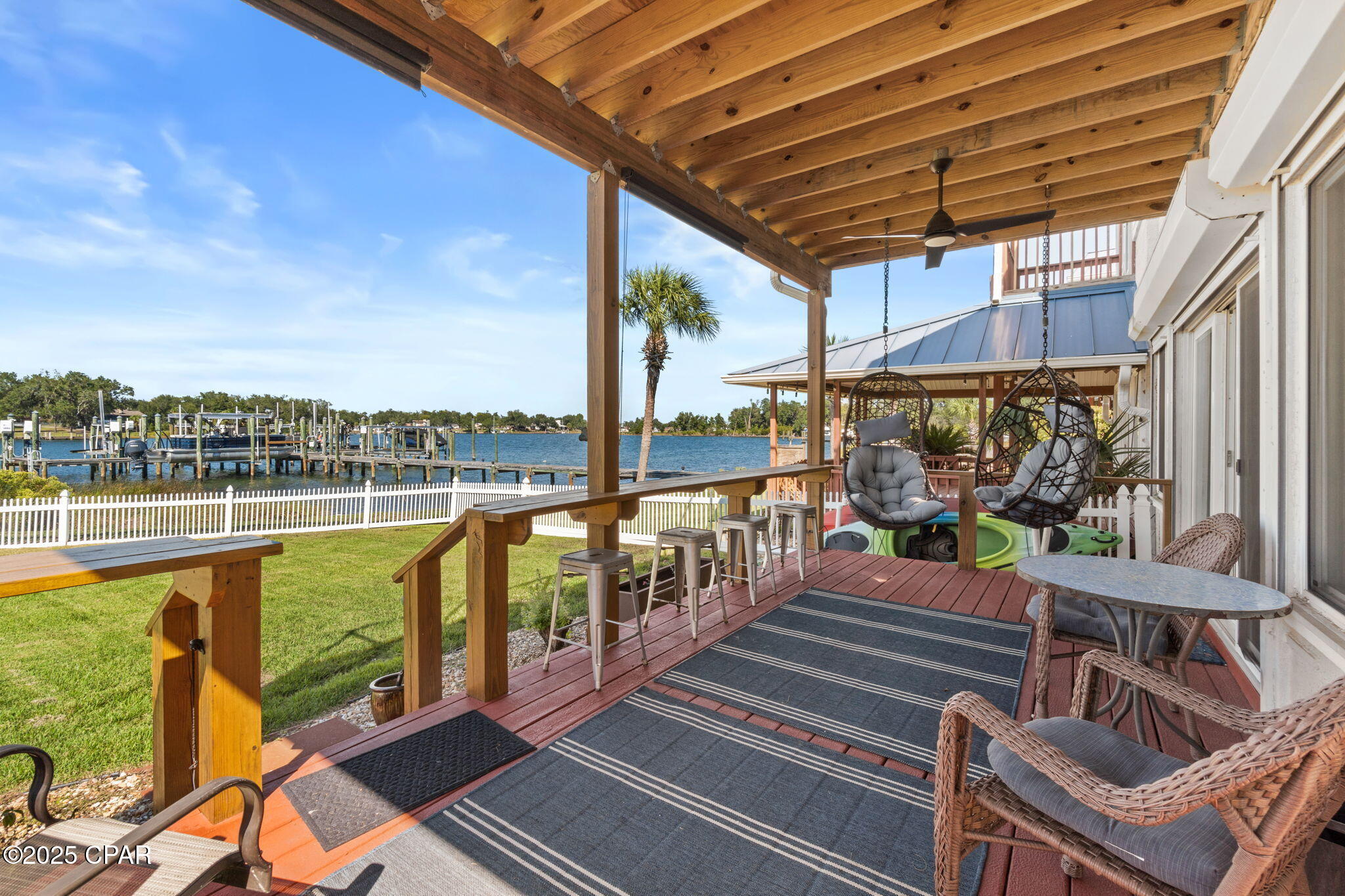 Listing photo id 31 for 5106 Blue Harbor Drive
