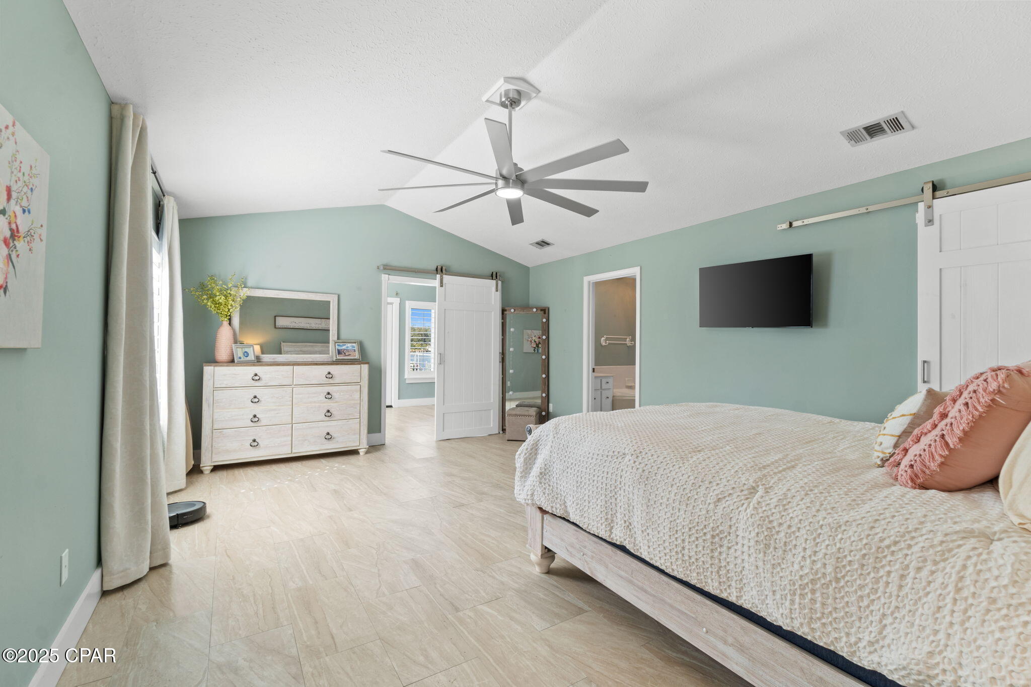 Image 41 For 5106 Blue Harbor Drive