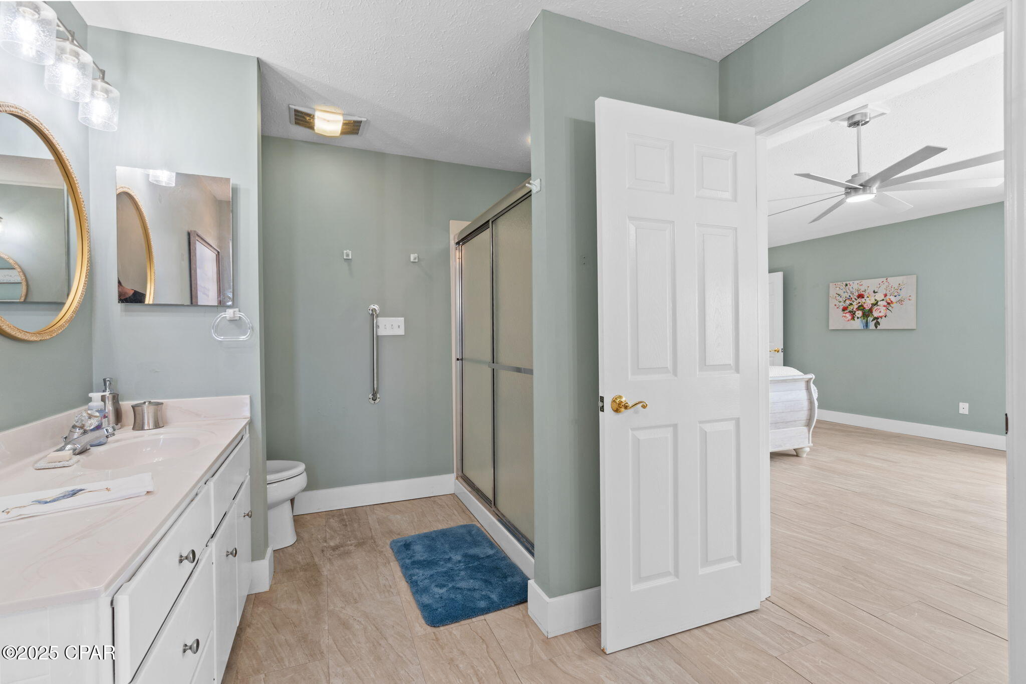 Listing photo id 47 for 5106 Blue Harbor Drive