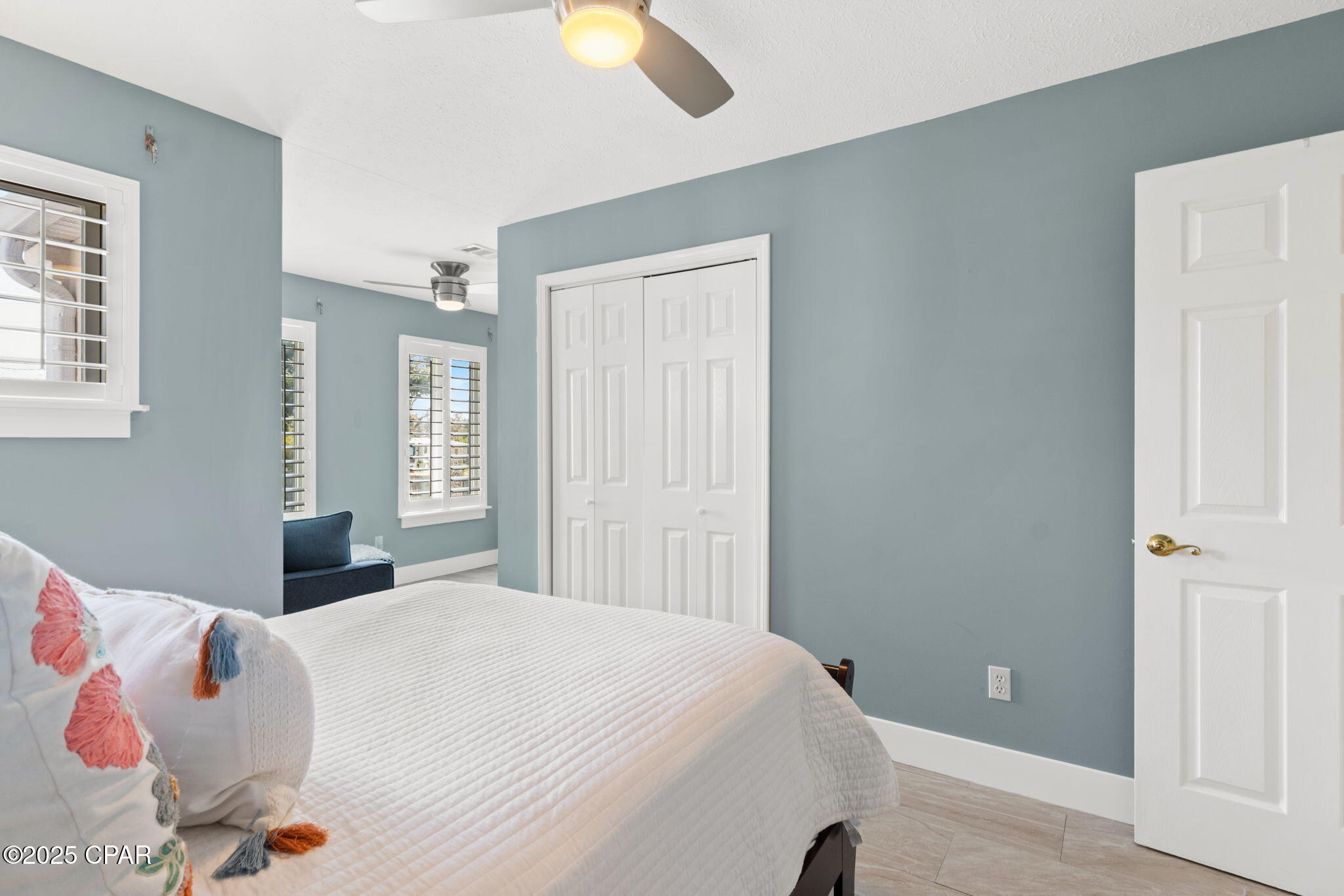 Listing photo id 59 for 5106 Blue Harbor Drive