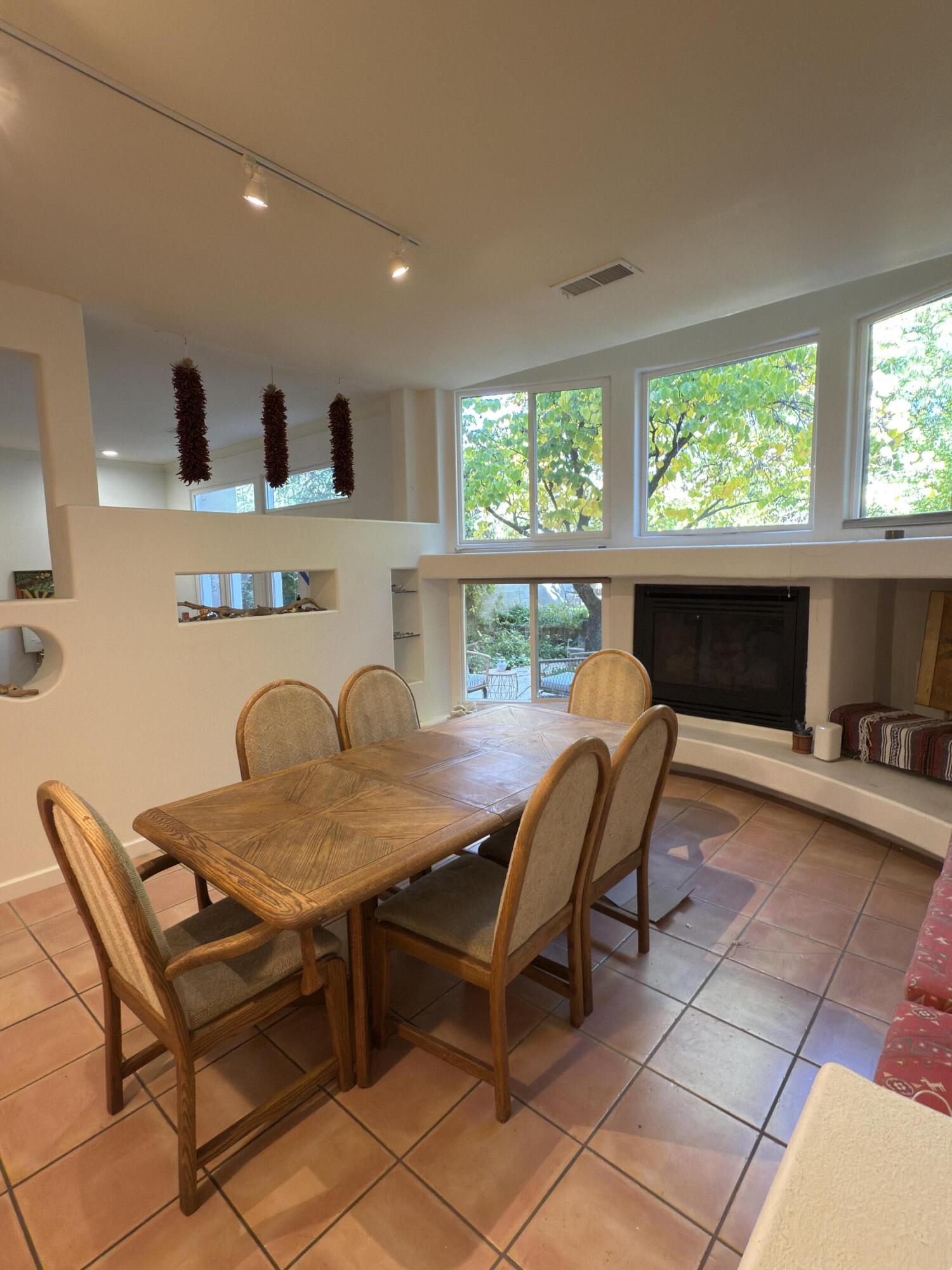 Homes for sale in Albuquerque, NM | 5536 Overlook Dr Ne, Albuquerque, NM 87111 | MLS# 1093130