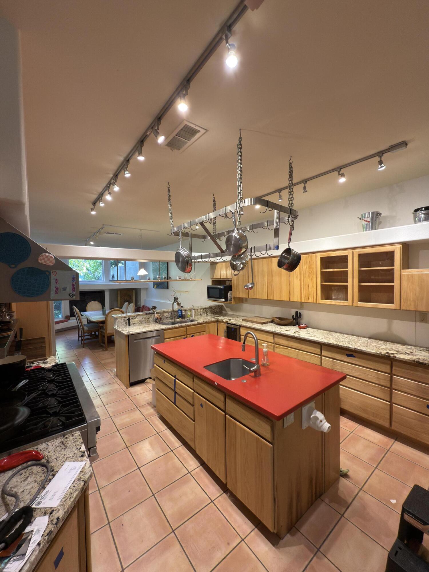 Homes for sale in Albuquerque, NM | 5536 Overlook Dr Ne, Albuquerque, NM 87111 | MLS# 1093130