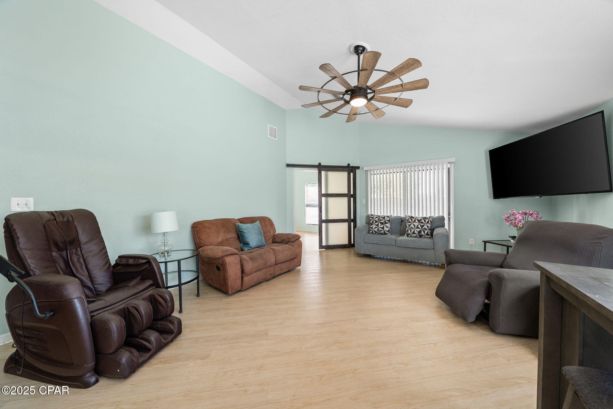 Image 14 For 4005 Par Drive