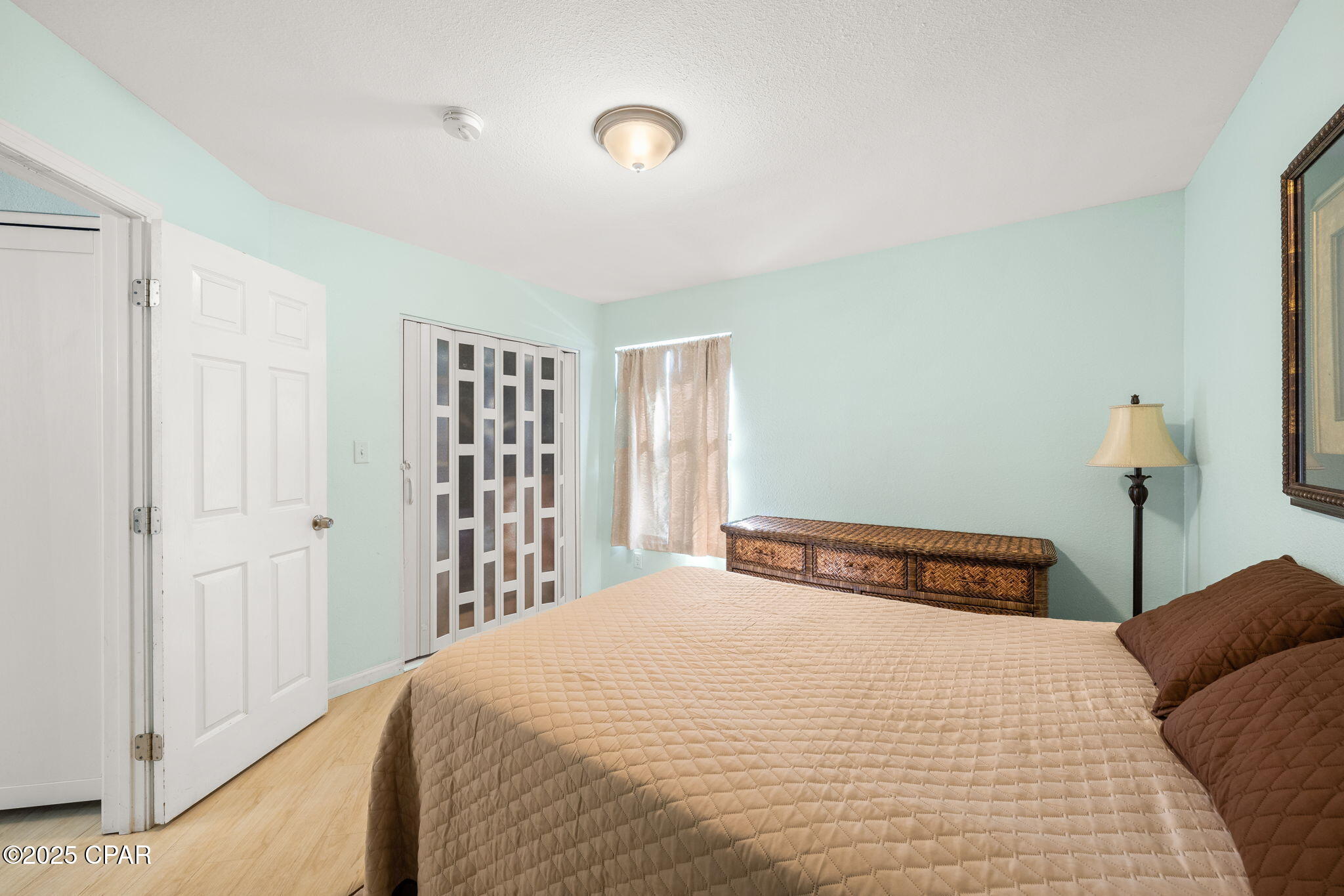 Image 5 For 4005 Par Drive