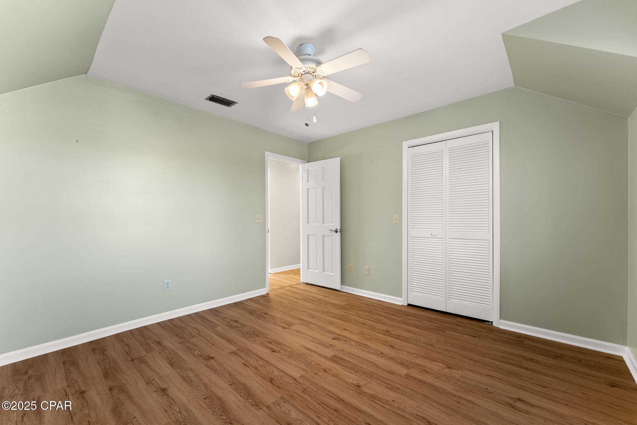 Image 30 For 3040 Kings Road