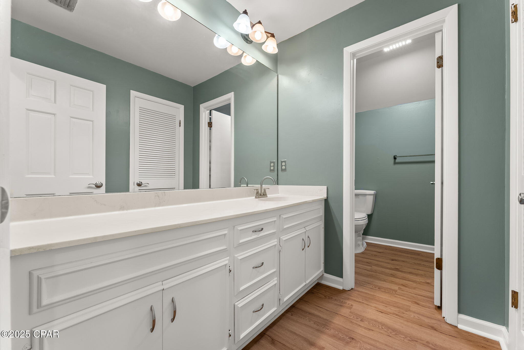 Image 35 For 3040 Kings Road