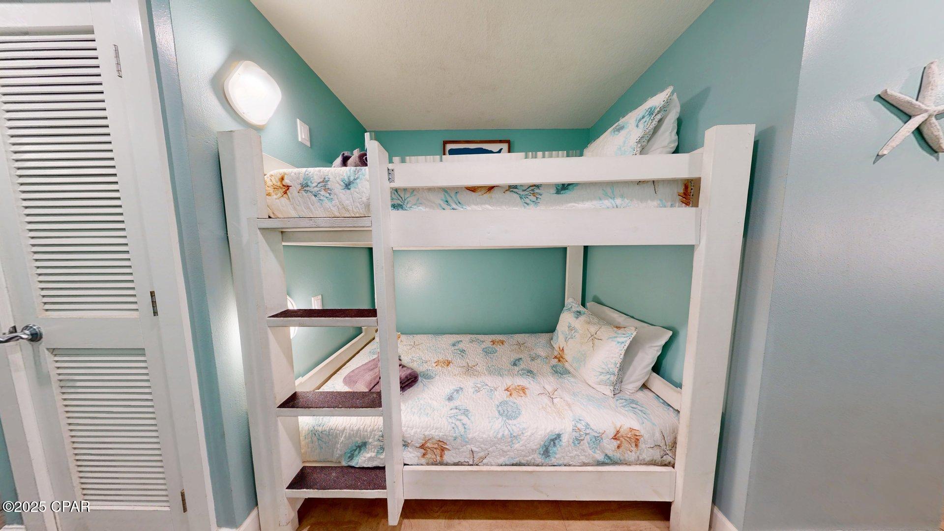 Image 19 For 11800 Front Beach Road 2-806