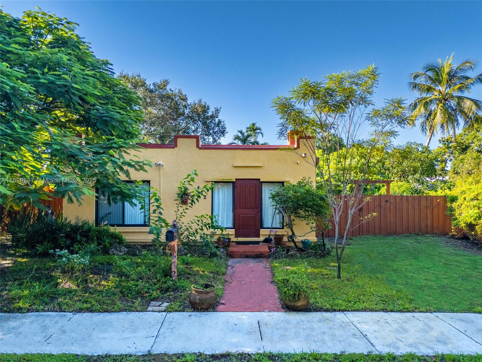 472 130th St, North Miami, Florida 33161