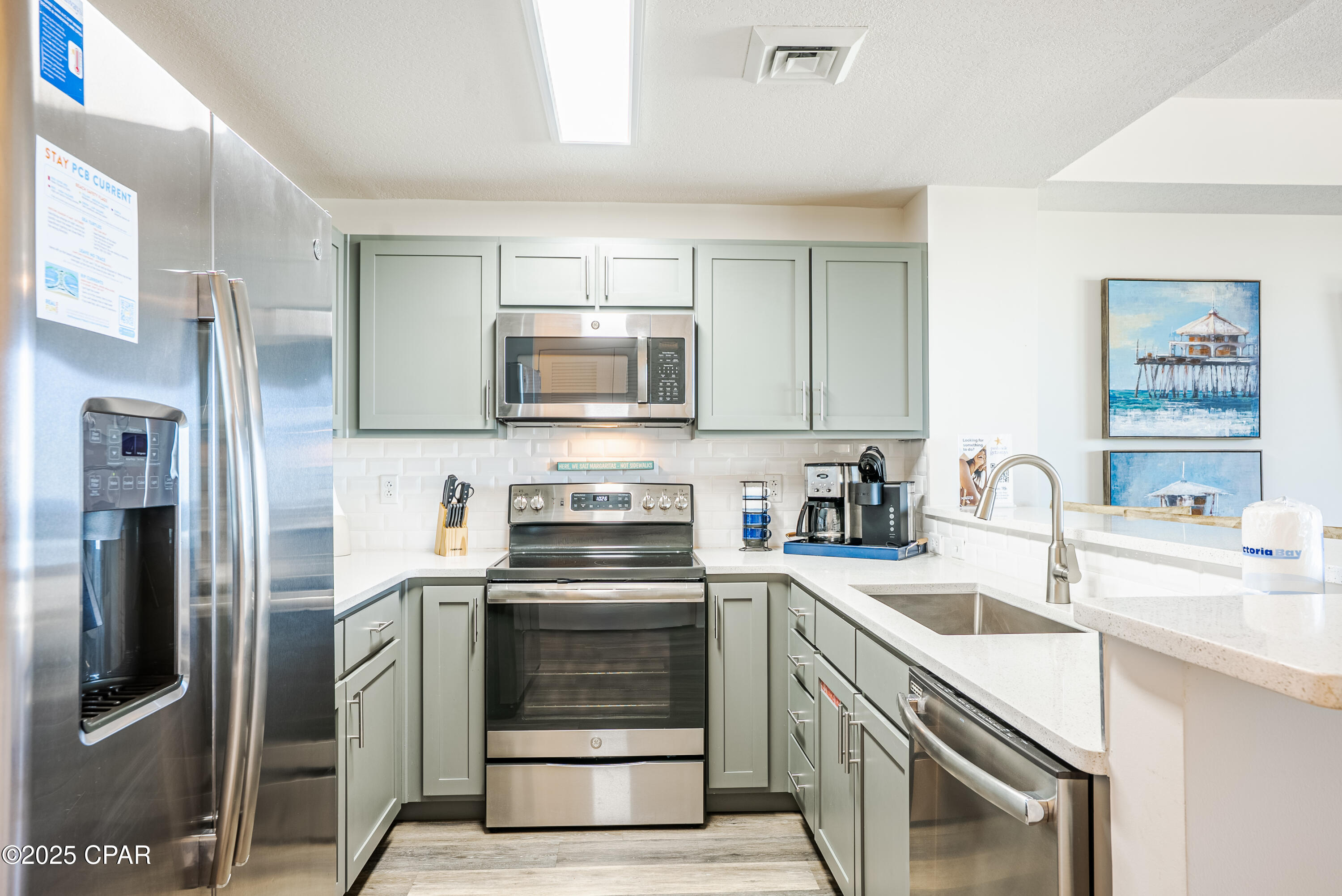 Image 11 For 15928 Front Beach Road 31908