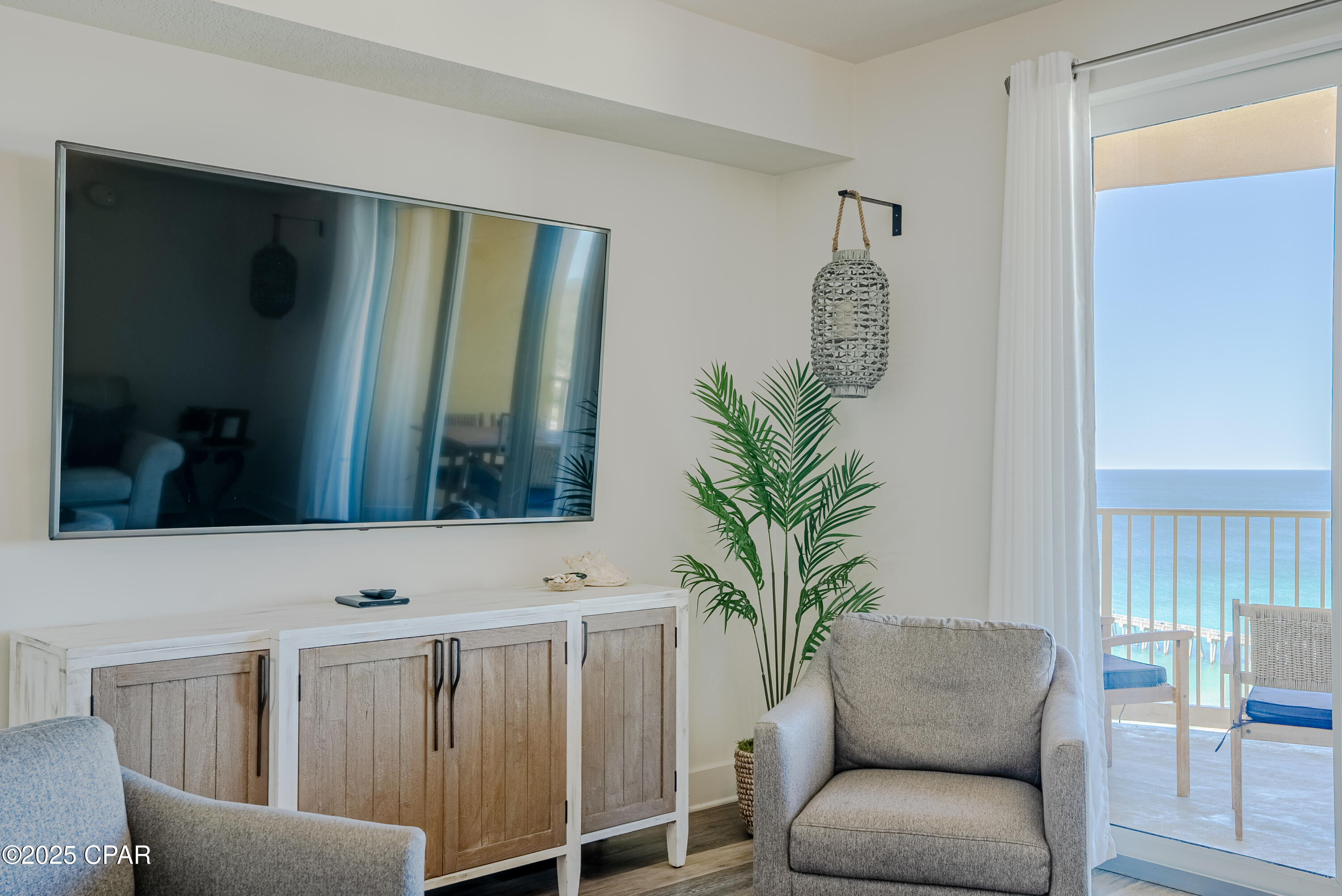 Image 5 For 15928 Front Beach Road 31908