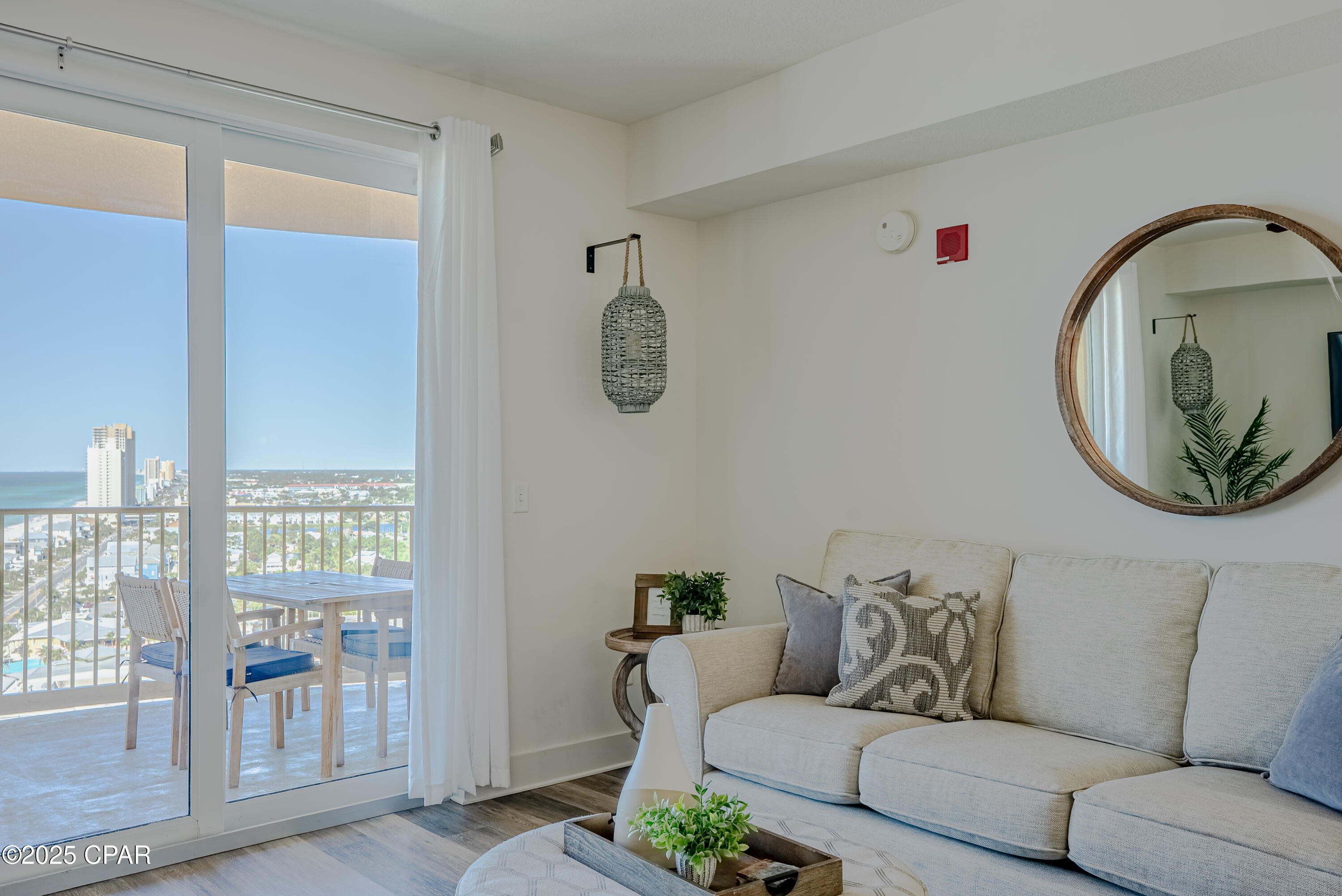 Image 8 For 15928 Front Beach Road 31908