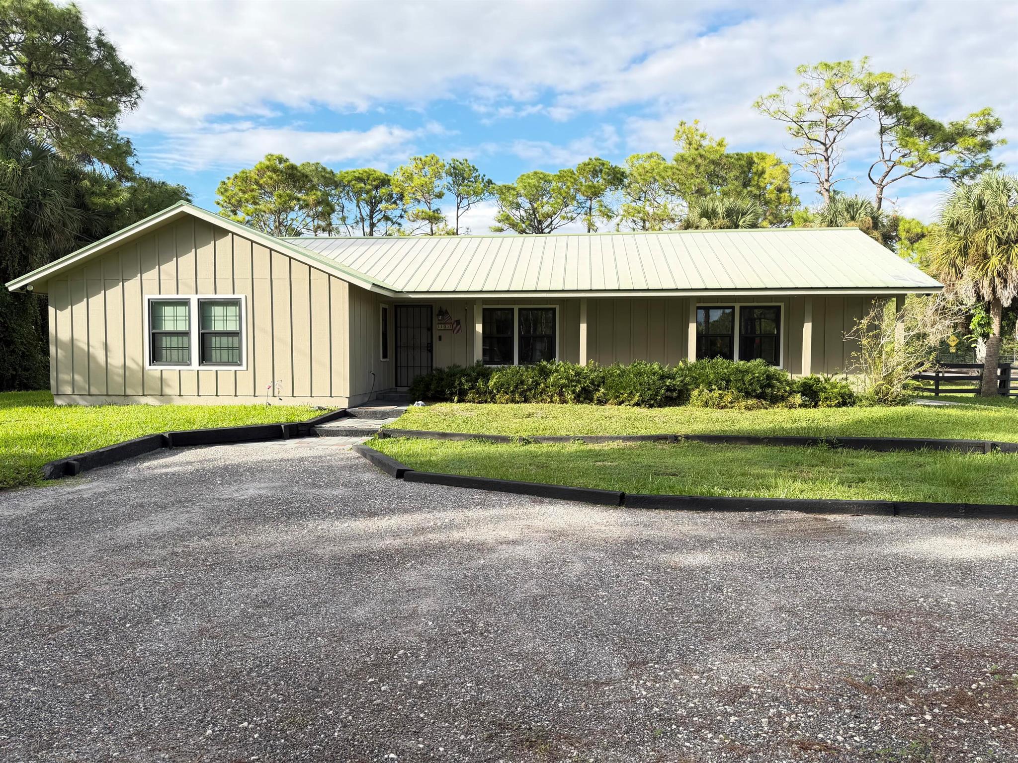 Acreage / Unrecorded