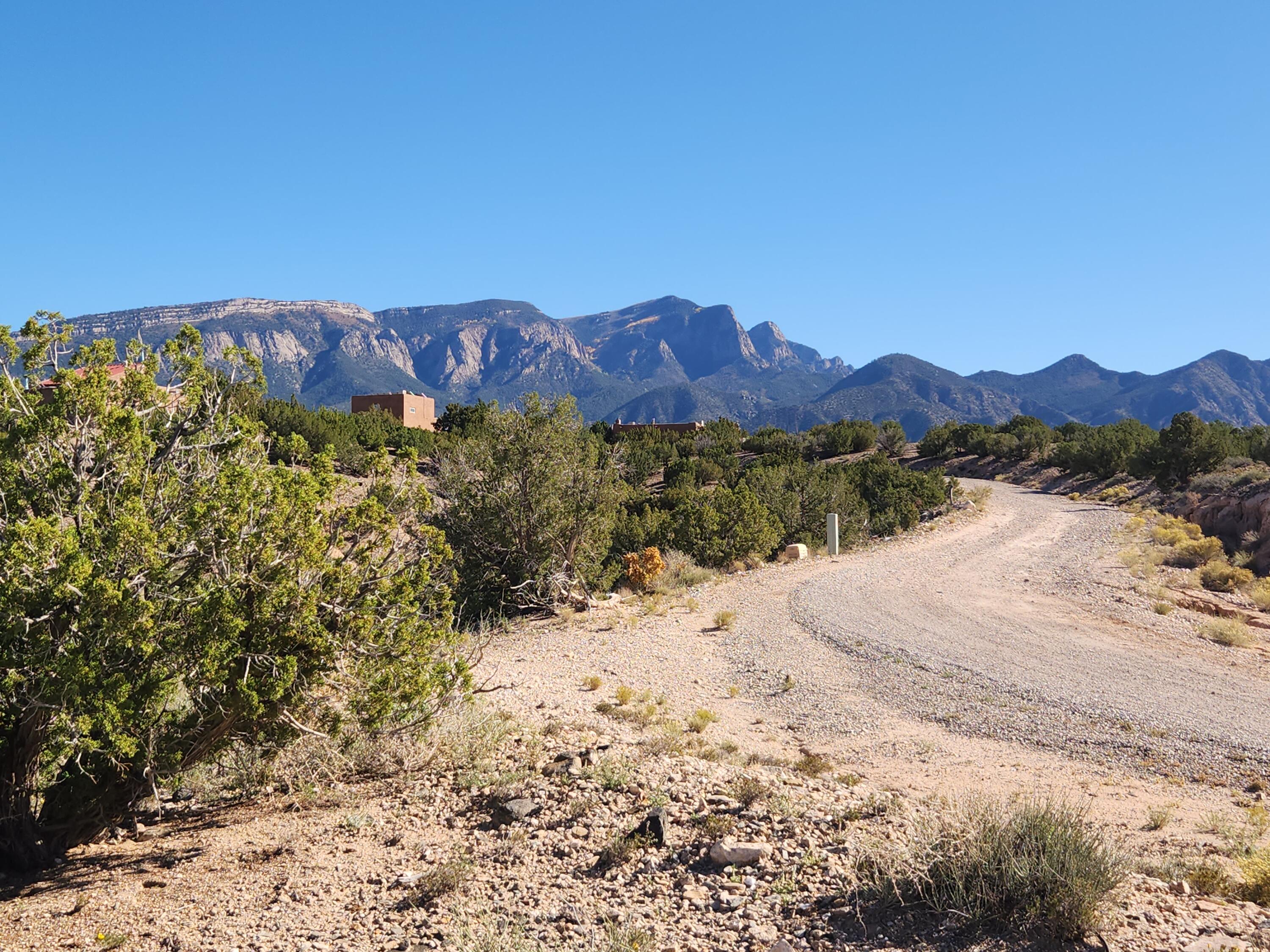 Homes for sale in Placitas, NM | 16 Calle De Maya, Placitas, NM 87043 | MLS# 1093169