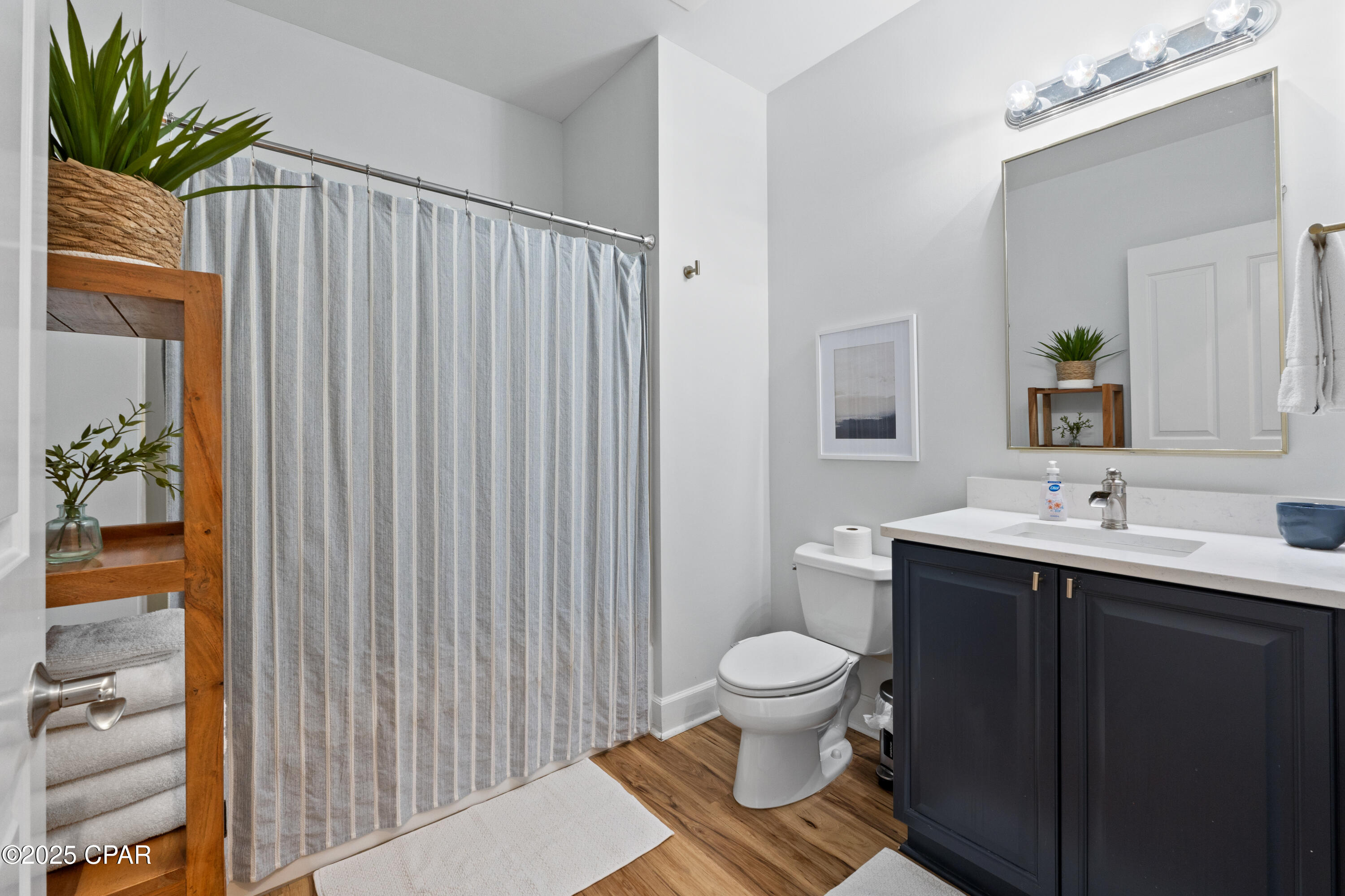 Image 11 For 4100 Marriott Drive 609