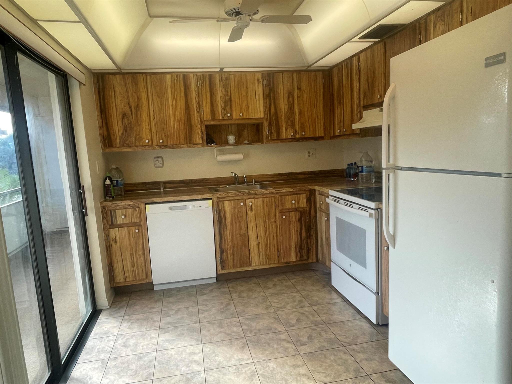 Kings Point Capri Condos