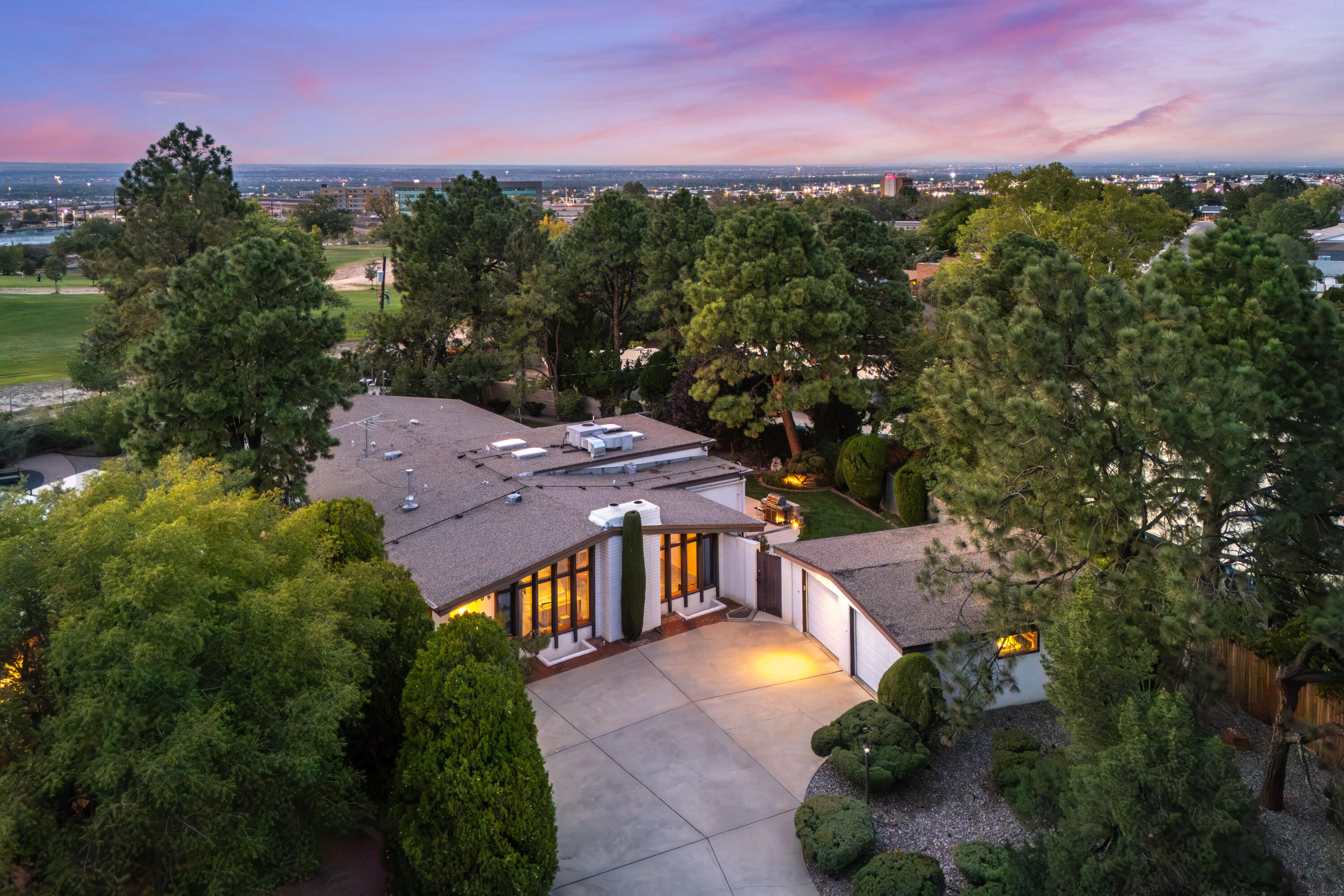 Homes for sale in Albuquerque, NM | 1509 Harvard Ct Ne, Albuquerque, NM 87106 | MLS# 1093185