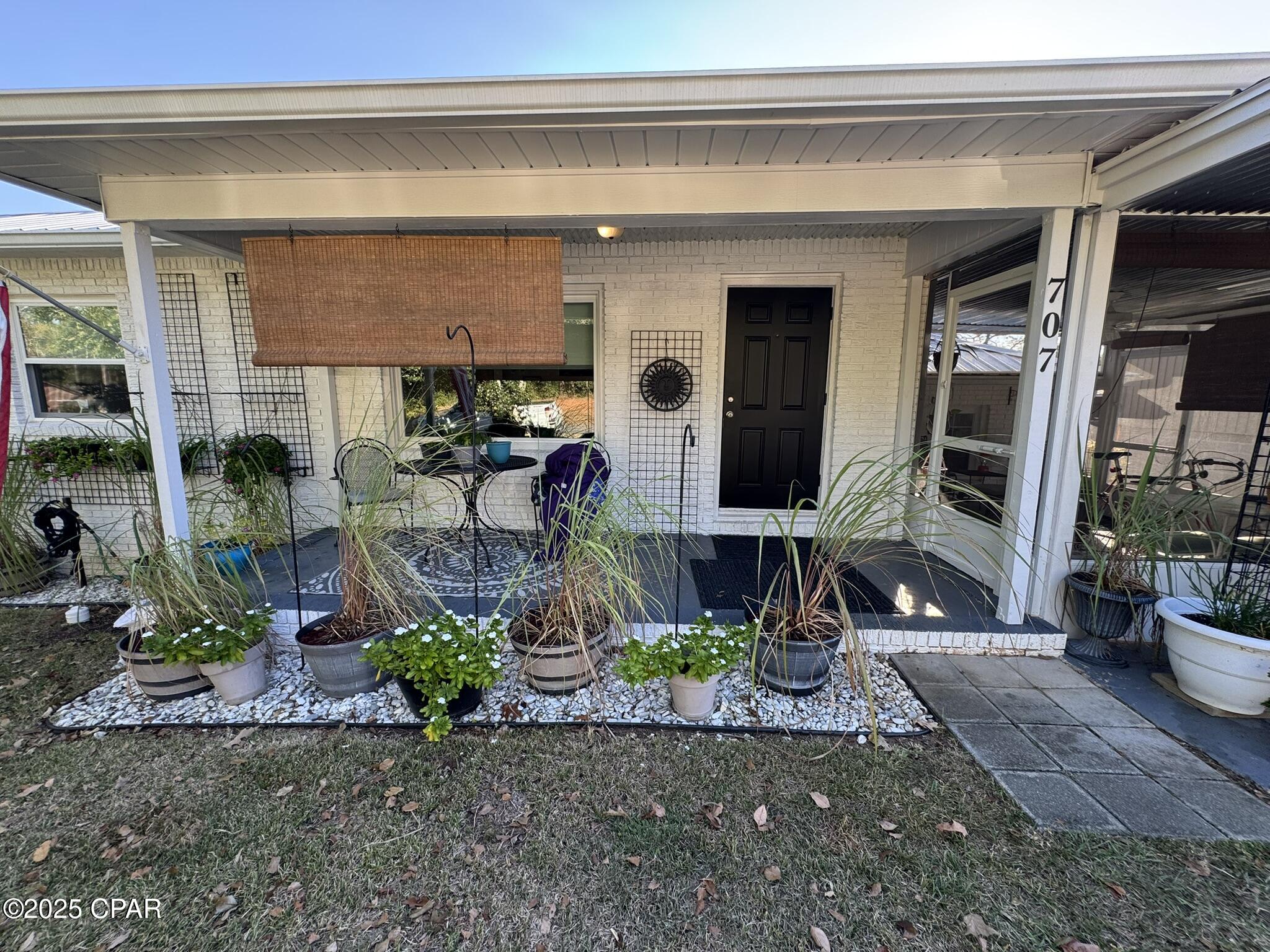 Homes for sale in Chattahoochee, FL | 707 Morgan Ave, Chattahoochee, FL 32324 | MLS# 780592