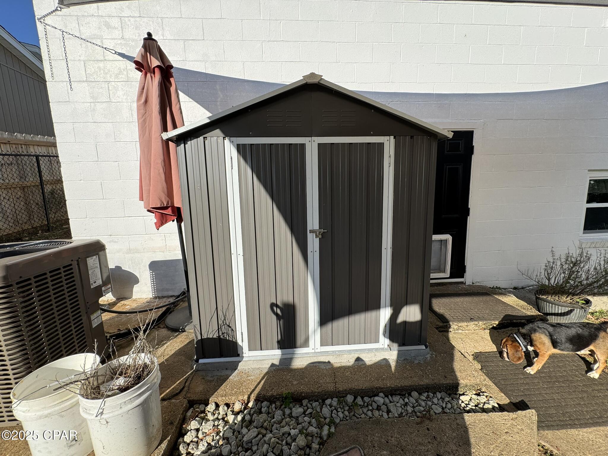 Image 68 For 707 Morgan Avenue