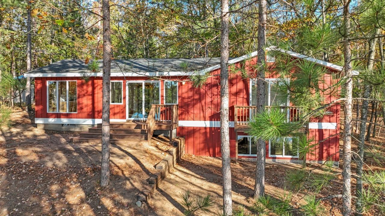 Pine Lake (M) Property 12601 Yukon Tr Photo 1