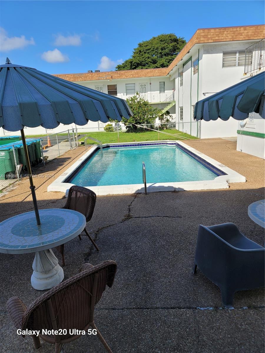 Cypress Gardens Condomini