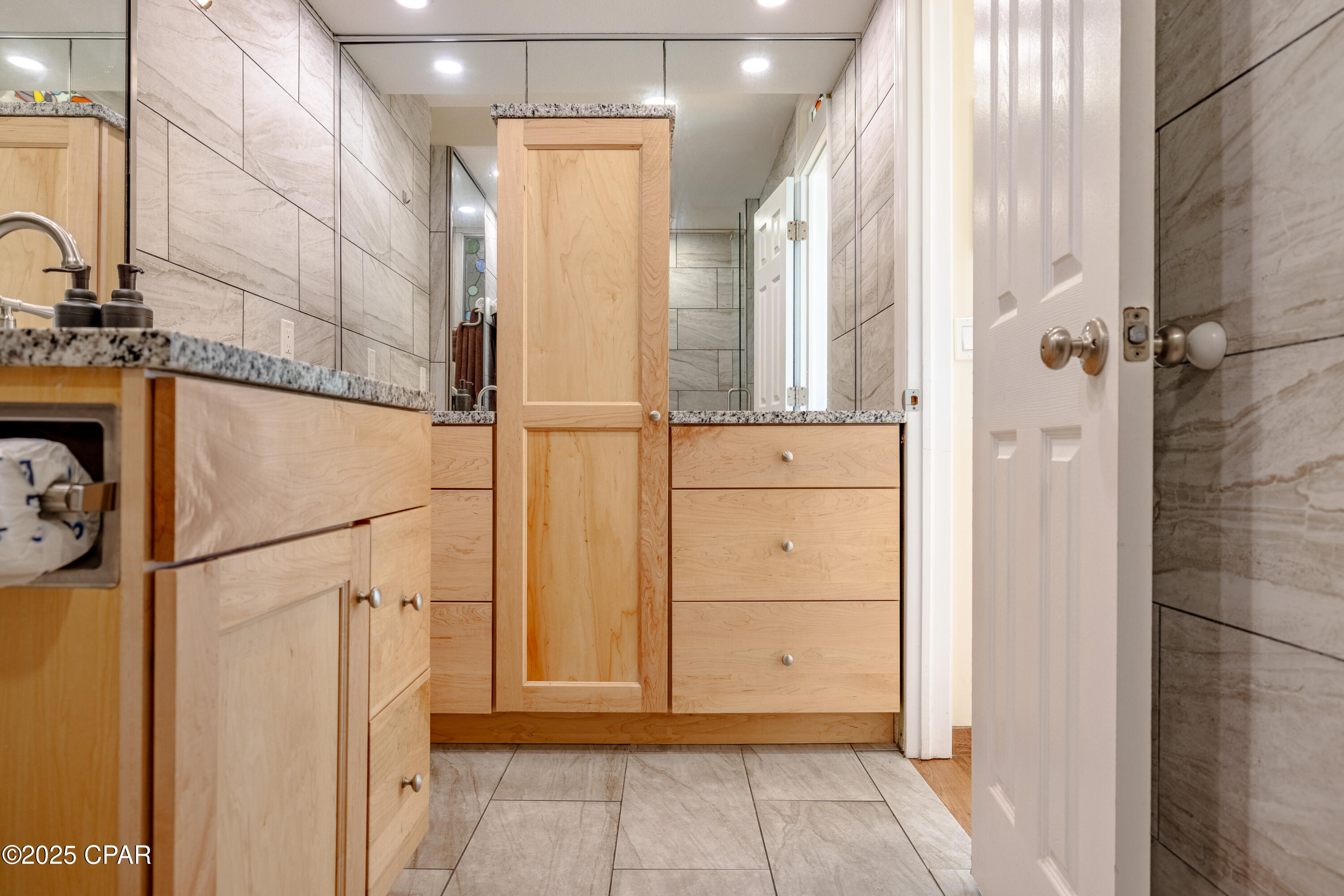 Image 5 For 14401 Front Beach Road  317