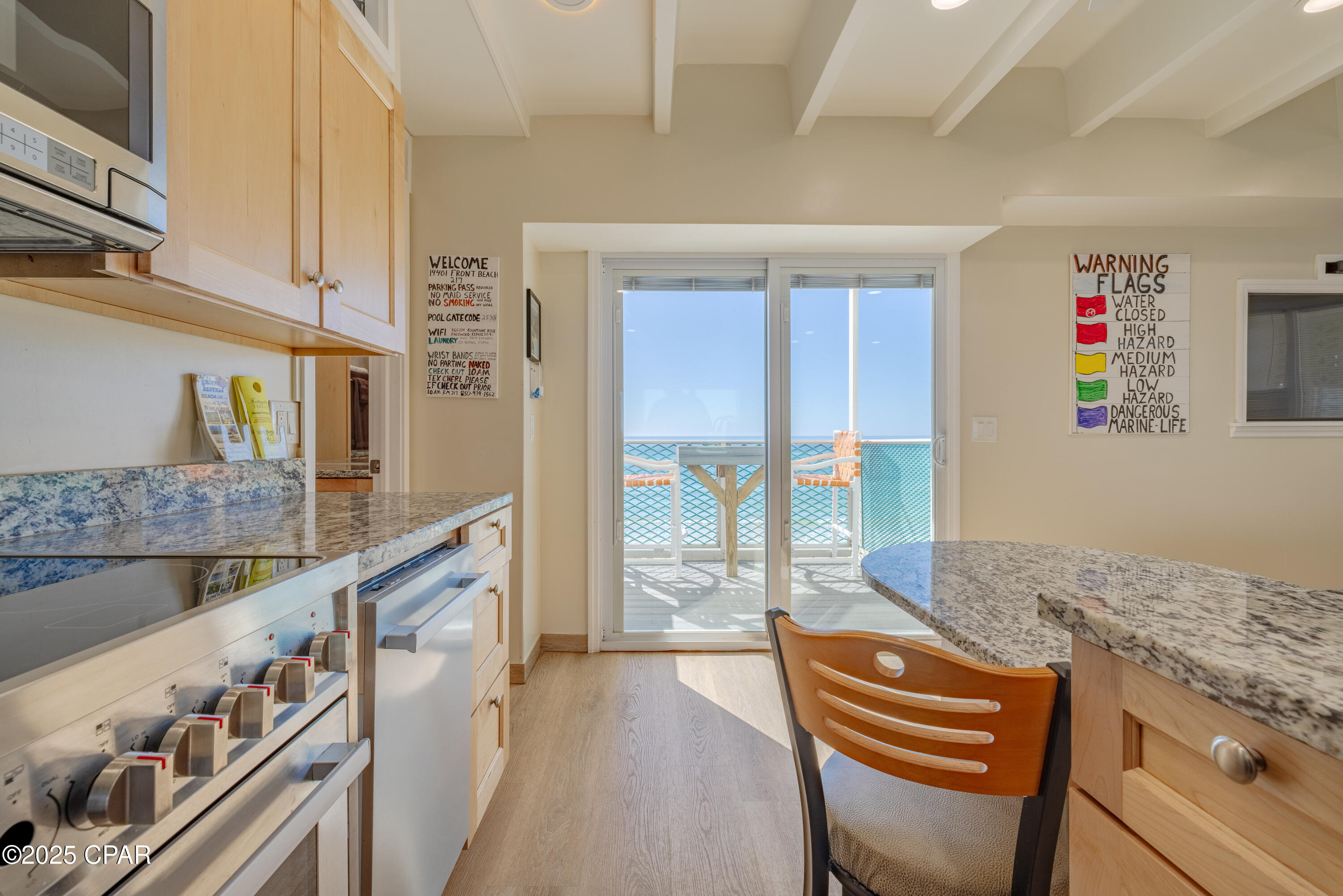 Listing photo id 12 for 14401 Front Beach Road  217