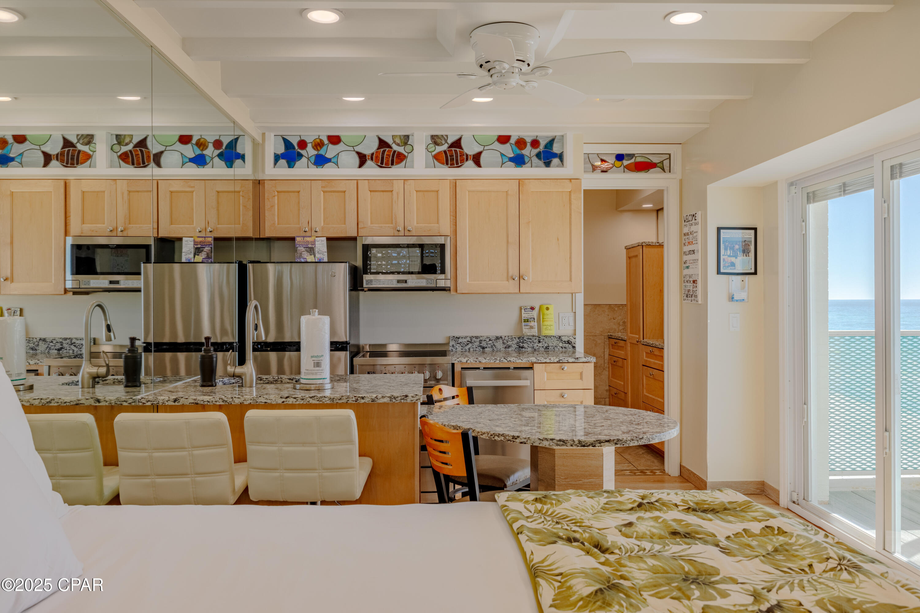 Listing photo id 17 for 14401 Front Beach Road  217