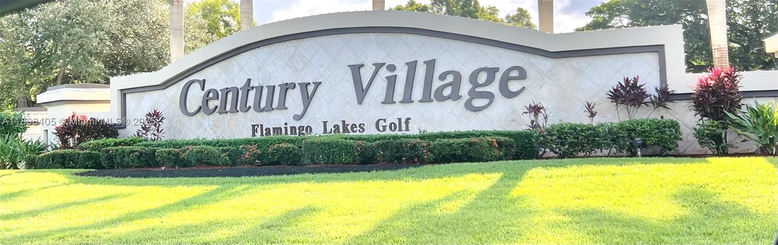 Cambridge At Century Vill