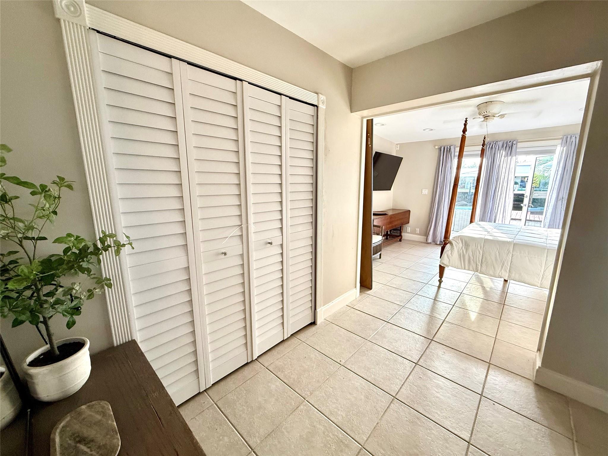 Homes for sale in Wilton Manors, FL | 2200 Ne 19Th Ave, Wilton Manors, FL 33305 | MLS# F10532452