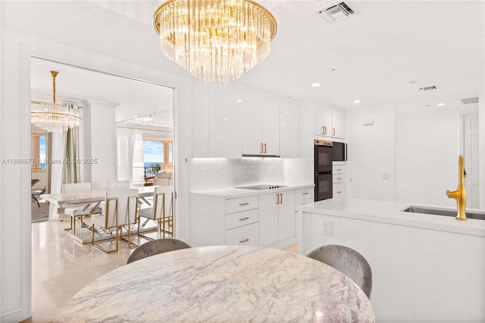 7600 Oceanside At Fisher