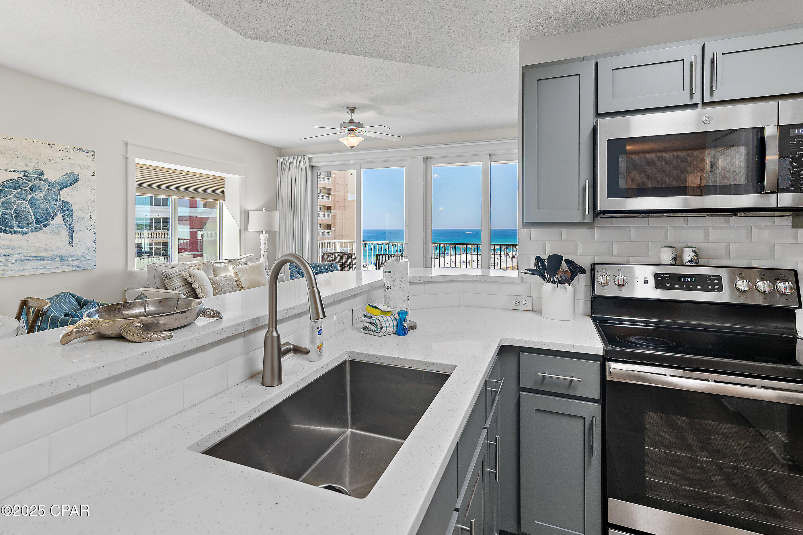 Image 12 For 15928 Front Beach Road  601