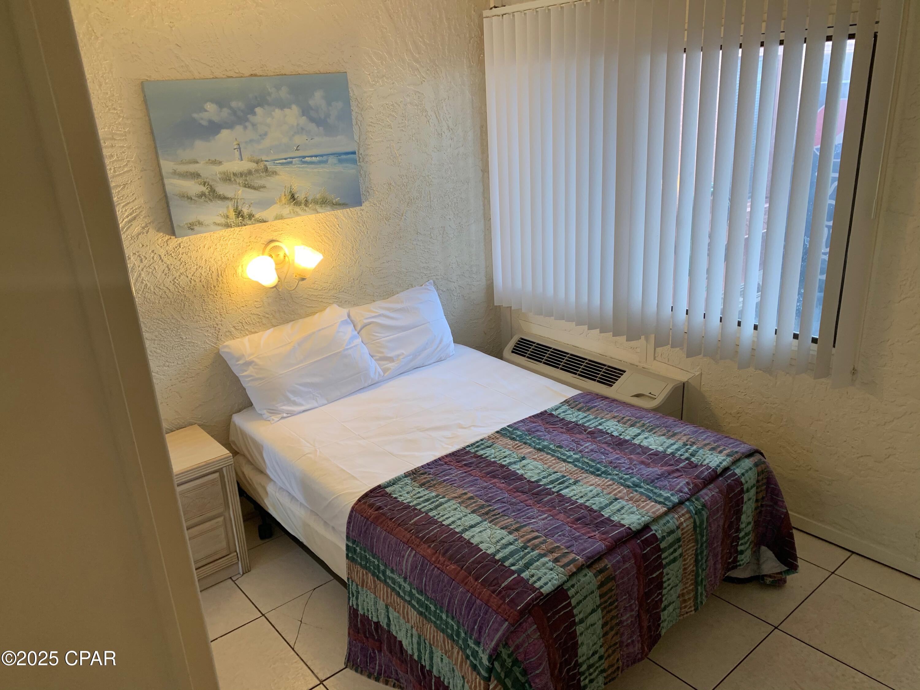 Image 2 For 15617 Front Beach  112