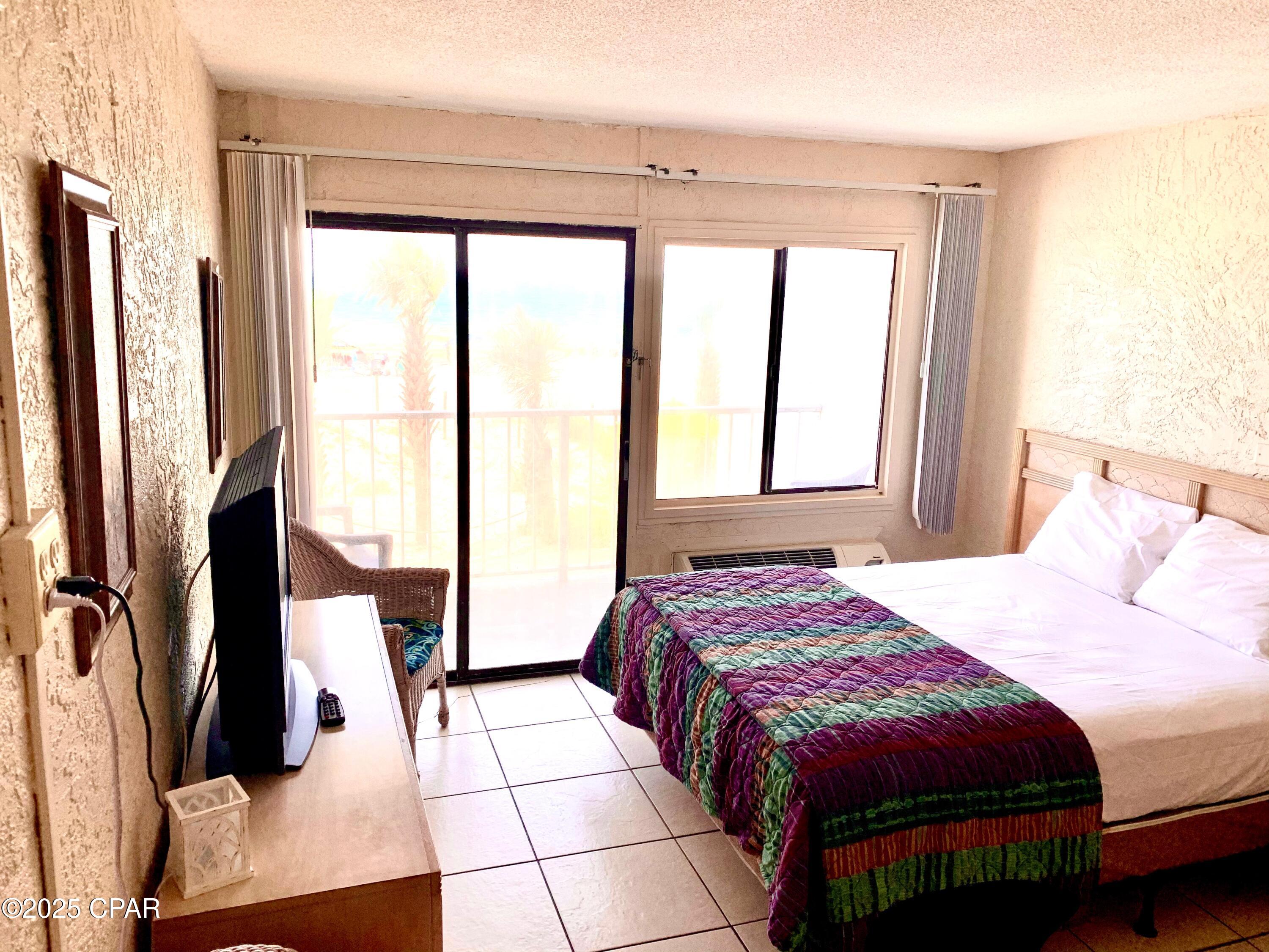 Image 6 For 15617 Front Beach  112